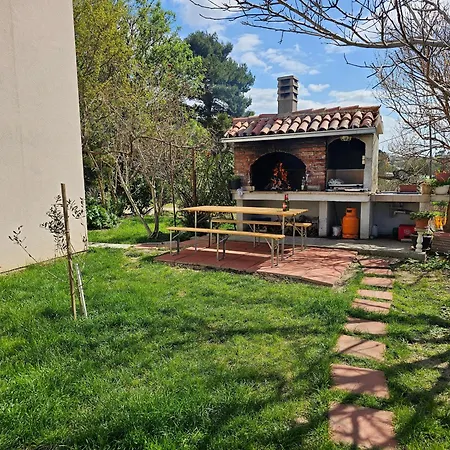 דירה With Parking Space Mundanije, Rab - 23315 ראב